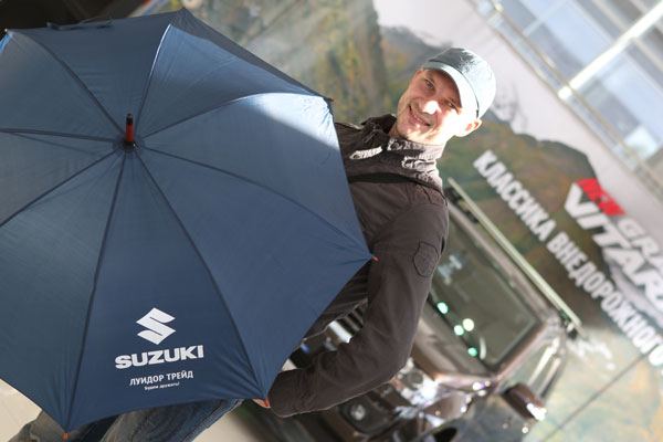 Зонтик Suzuki Луидор-трейд