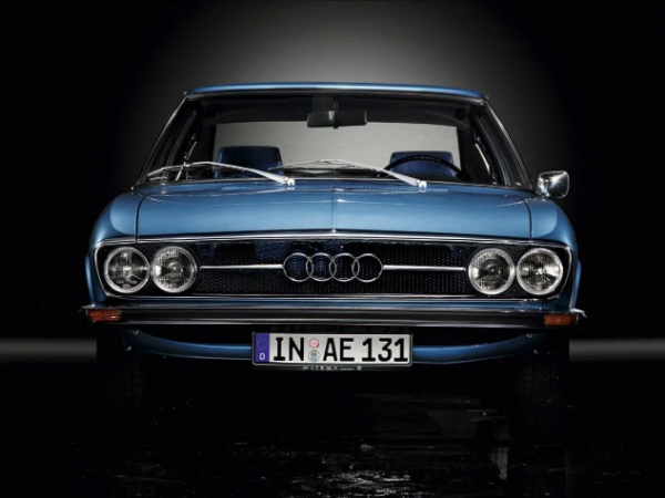 Audi 100 фото