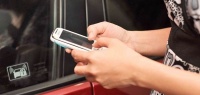Может ли обычный телефон разблокировать дверь автомобиля?