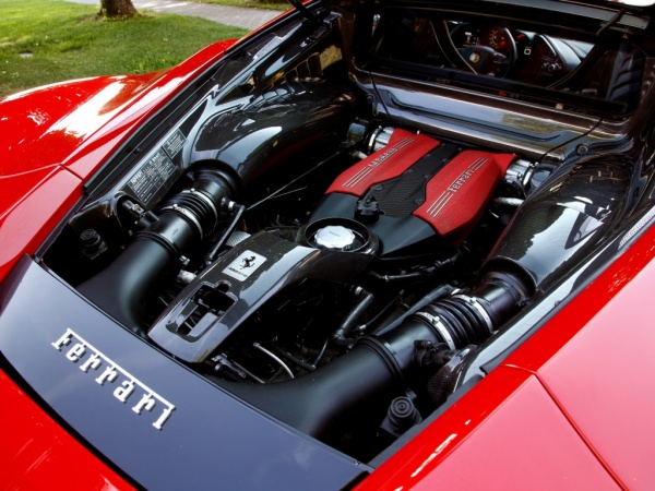 Ferrari 488 GTB фото